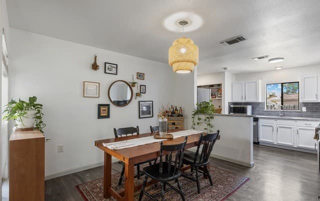 4-bedroom rental at 13200 Montecito in San Antonio, TX — photo 5