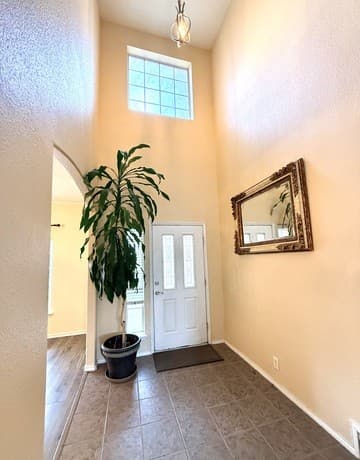 4-bedroom rental at 8139 Rockwell Vista in San Antonio, TX — photo 4