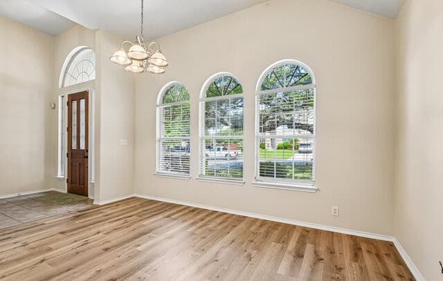 4-bedroom rental at 24806 Cloudy Crk in San Antonio, TX — photo 5