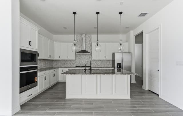 5-bedroom rental at 11911 Gaucho Mountain in San Antonio, TX — photo 5