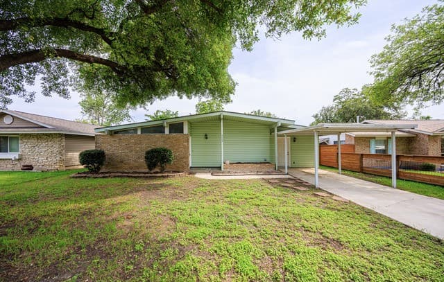 4-bedroom rental at 4402 Bright Sun St in San Antonio, TX — photo 1