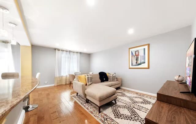 2-bedroom rental at 168 Barilla Pl Unit B-205 in San Antonio, TX — photo 2