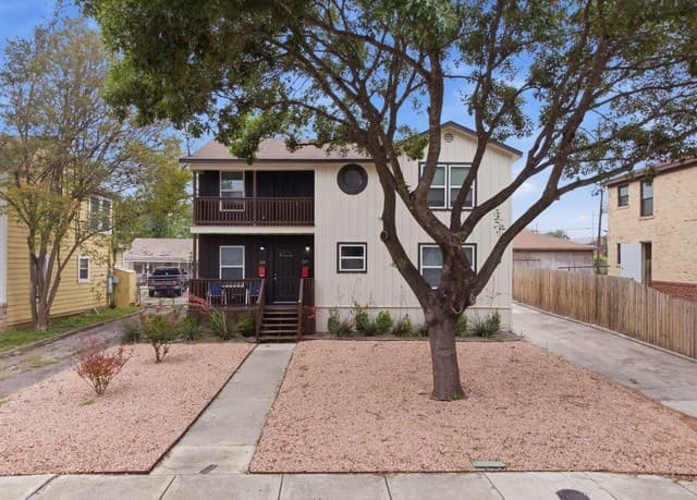 rental at 109 Alexander Hamilton Dr in San Antonio, TX — photo 1