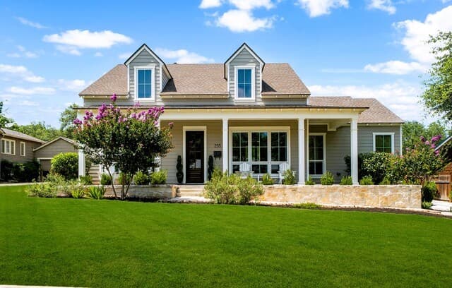 4-bedroom rental at 255 Retama Pl in Alamo Heights, TX — photo 1
