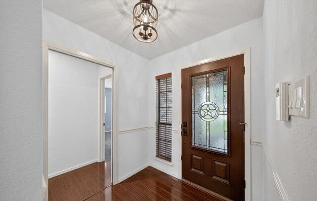 4-bedroom rental at 8926 Shady Leaf in San Antonio, TX — photo 4