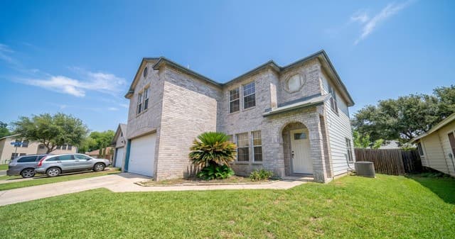 3-bedroom rental at 7258 Dwarf Palm in San Antonio, TX — photo 4