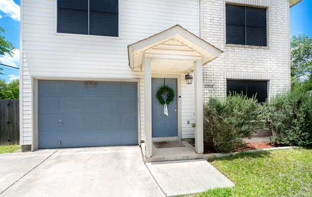 3-bedroom rental at 8903 Kenton Briar in San Antonio, TX — photo 3
