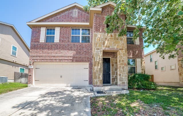 3-bedroom rental at 6431 Lionheart Park in San Antonio, TX — photo 1