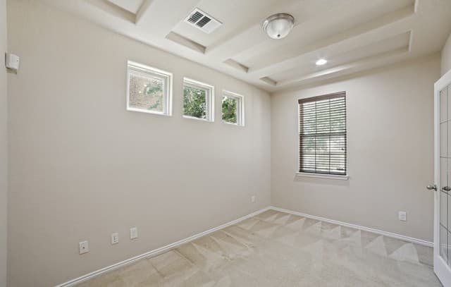 3-bedroom rental at 6431 Lionheart Park in San Antonio, TX — photo 5