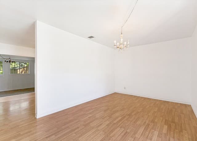 3-bedroom rental at 6022 Redbrook Dr in San Antonio, TX — photo 2