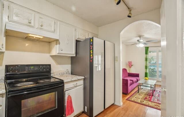 3-bedroom rental at 4919 Arbor Ridge Dr in San Antonio, TX — photo 4