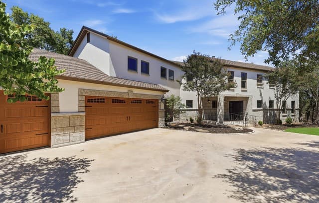 4-bedroom rental at 101 Ranch Vw in Boerne, TX — photo 3