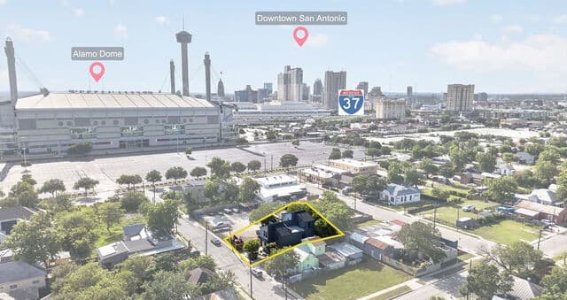 home for sale at 125 Dashiell St in San Antonio TX