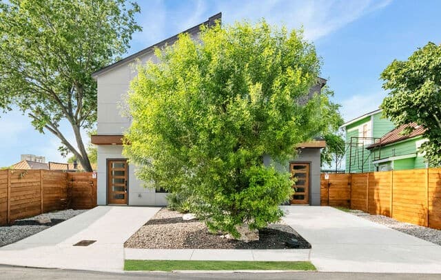 rental at 125 Dashiell St in San Antonio, TX — photo 3