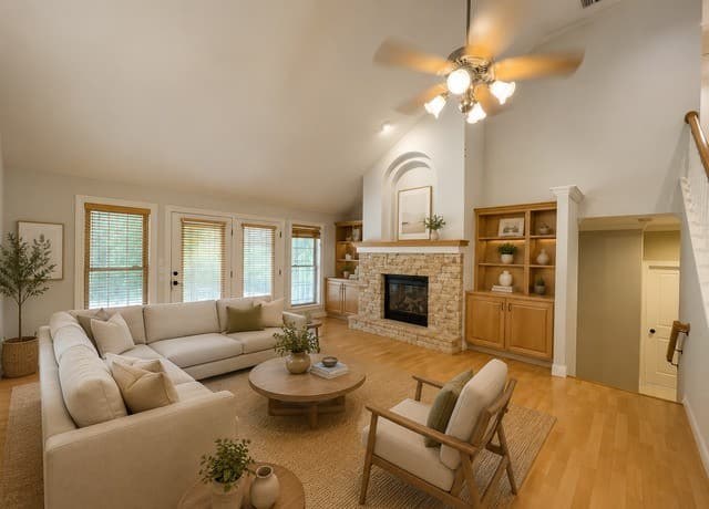 4-bedroom rental at 1000 Dresden Wood Drive in Boerne, TX — photo 2