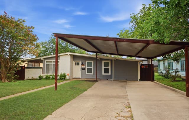 3-bedroom rental at 418 Nassau Dr in San Antonio, TX — photo 3