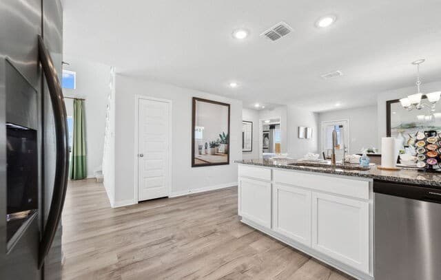 4-bedroom rental at 8636 Merlin Cove in San Antonio, TX — photo 3