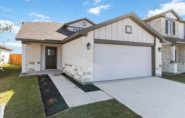 4-bedroom rental at 8642 Eagle Hill Meadow in San Antonio, TX — photo 1