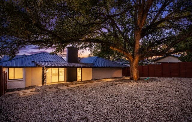 3-bedroom rental at 4103 Mount Laurel in San Antonio, TX — photo 3
