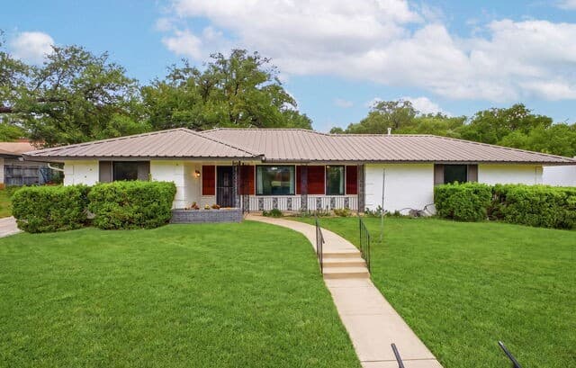 3-bedroom rental at 4103 Mount Laurel in San Antonio, TX — photo 4