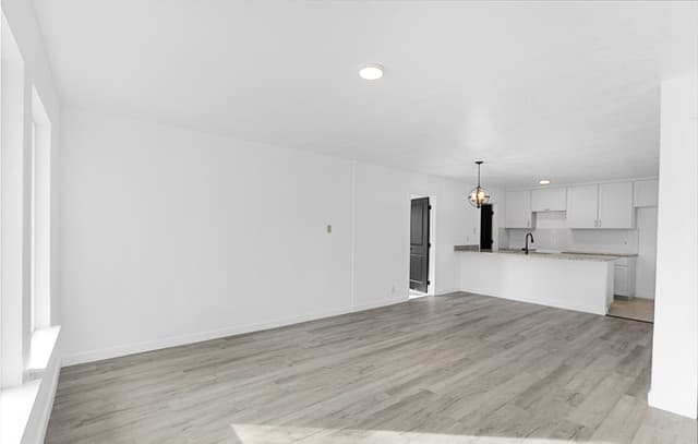 3-bedroom rental at 2227 Hicks Ave in San Antonio, TX — photo 2