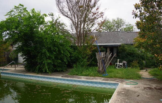 3-bedroom rental at 7405 Leading Oaks in Live Oak, TX — photo 2