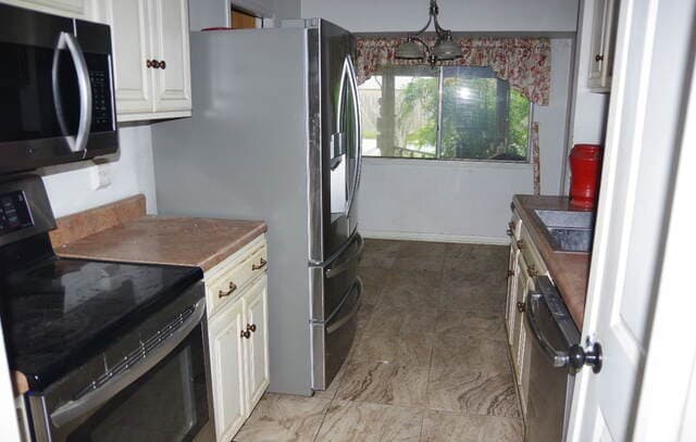 3-bedroom rental at 7405 Leading Oaks in Live Oak, TX — photo 4