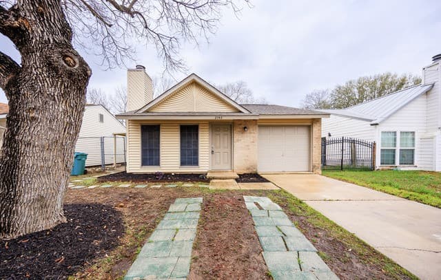 2-bedroom rental at 3543 Bottomless Lk in San Antonio, TX — photo 1