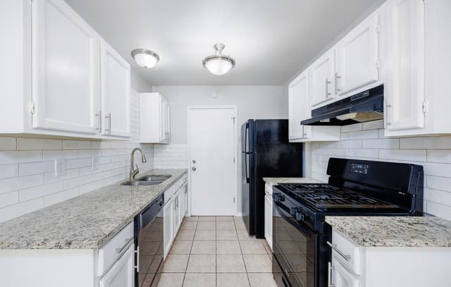 2-bedroom rental at 3543 Bottomless Lk in San Antonio, TX — photo 5