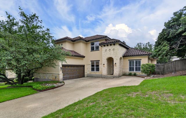 4-bedroom rental at 18907 Calle Cierra in San Antonio, TX — photo 1