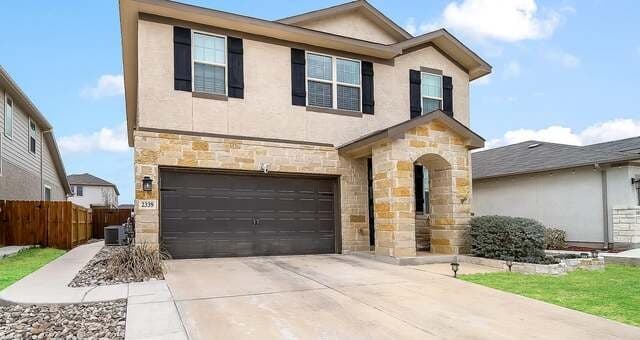3-bedroom rental at 2339 Castello in San Antonio, TX — photo 2