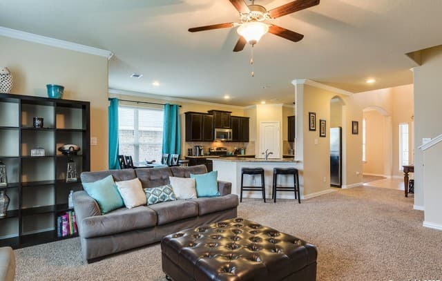 4-bedroom rental at 517 Saddle Back Trl in Cibolo, TX — photo 5