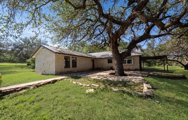 4-bedroom rental at 175 Quail Creek Dr. in Lytle, TX — photo 1