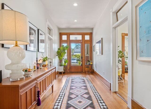 3-bedroom rental at 421 Spofford Ave in San Antonio, TX — photo 2