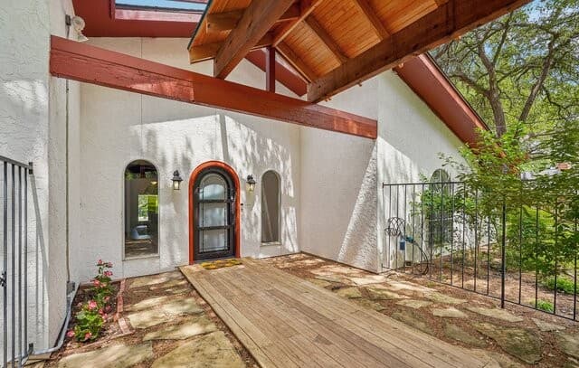 3-bedroom rental at 20632 Timber Rose Dr in Garden Ridge, TX — photo 2
