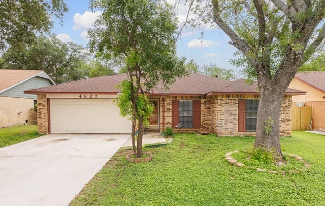 3-bedroom rental at 4627 Sparrows Nest in San Antonio, TX — photo 1