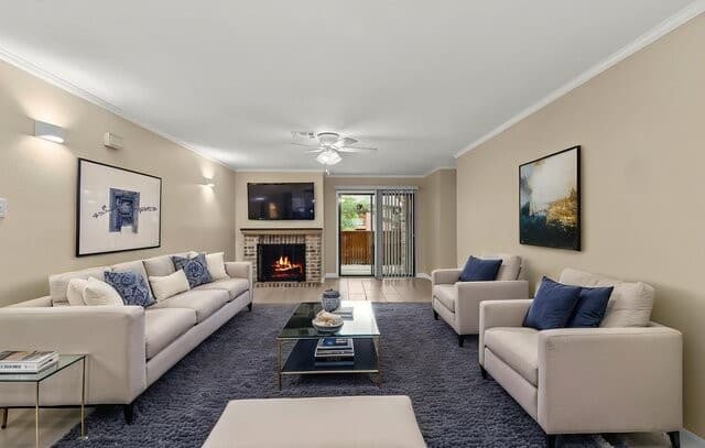 2-bedroom rental at 13018 Heimer Rd Unit 109 in San Antonio, TX — photo 2