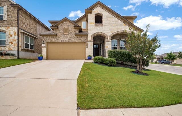 5-bedroom rental at 6206 Carriage Cape in San Antonio, TX — photo 1