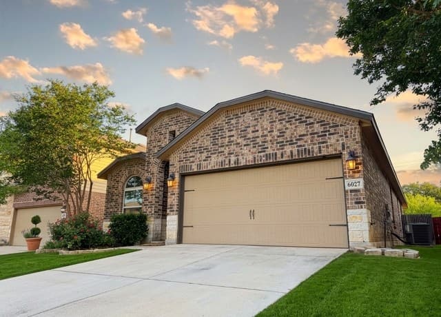 3-bedroom rental at 6027 Akin Song in San Antonio, TX — photo 1