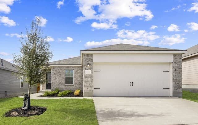 3-bedroom rental at 15251 Telfaire Meadow in Von Ormy, TX — photo 1