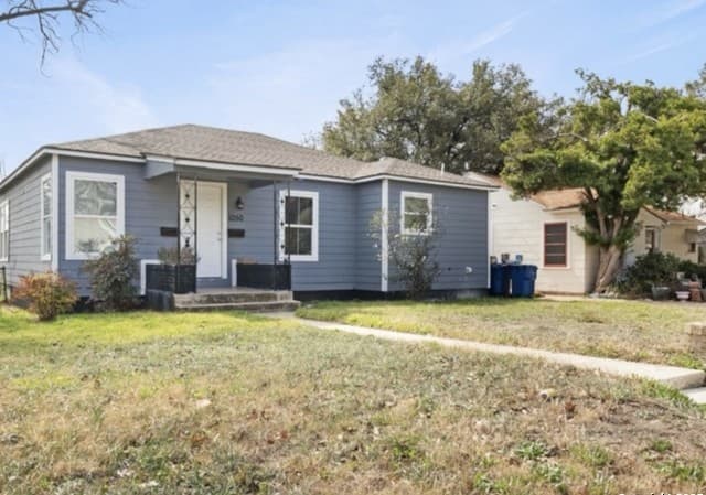 4-bedroom rental at 1050 Vanderbilt in San Antonio TX