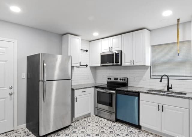 4-bedroom rental at 1050 Vanderbilt in San Antonio, TX — photo 4
