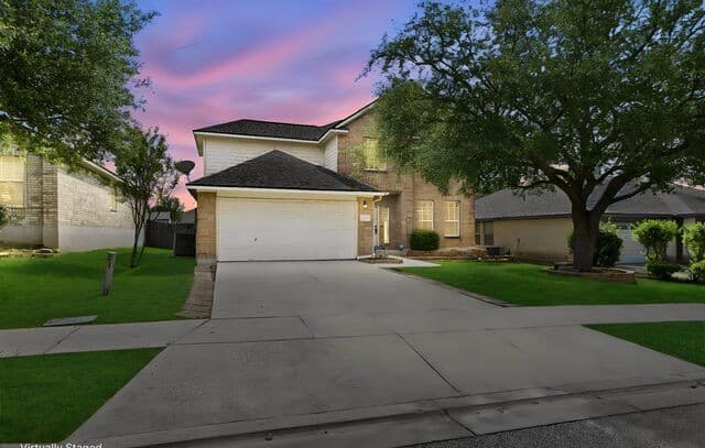 4-bedroom rental at 209 Summit View in Cibolo, TX — photo 5