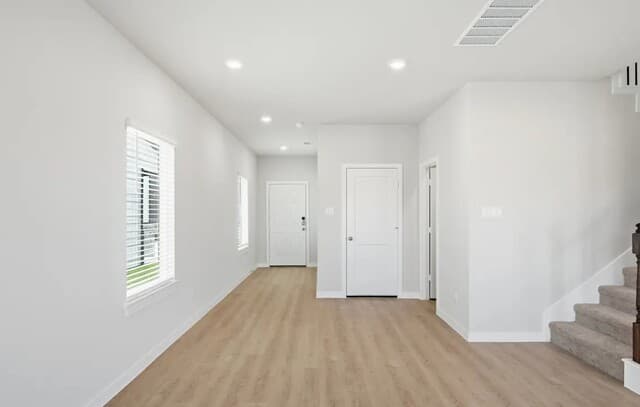 4-bedroom rental at 10606 Rosemont Pass in San Antonio, TX — photo 2