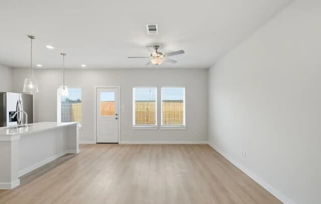 4-bedroom rental at 10606 Rosemont Pass in San Antonio, TX — photo 5