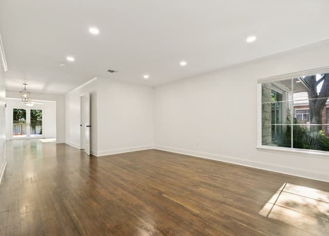 3-bedroom rental at 119 Northridge Dr in San Antonio, TX — photo 4