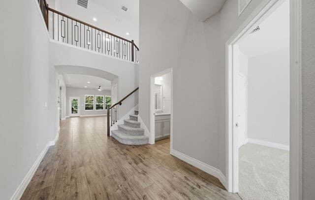 5-bedroom rental at 27613 Lodge Pole Pne in Boerne, TX — photo 3
