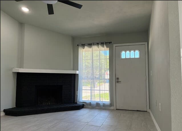 4-bedroom rental at 8010 Fair in San Antonio, TX — photo 3