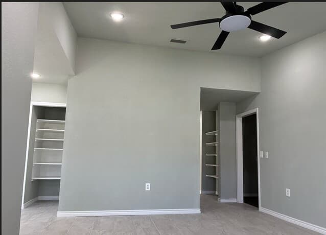 4-bedroom rental at 8010 Fair in San Antonio, TX — photo 5