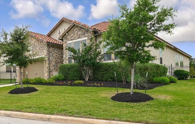 4-bedroom rental at 22458 Estacado in San Antonio, TX — photo 3